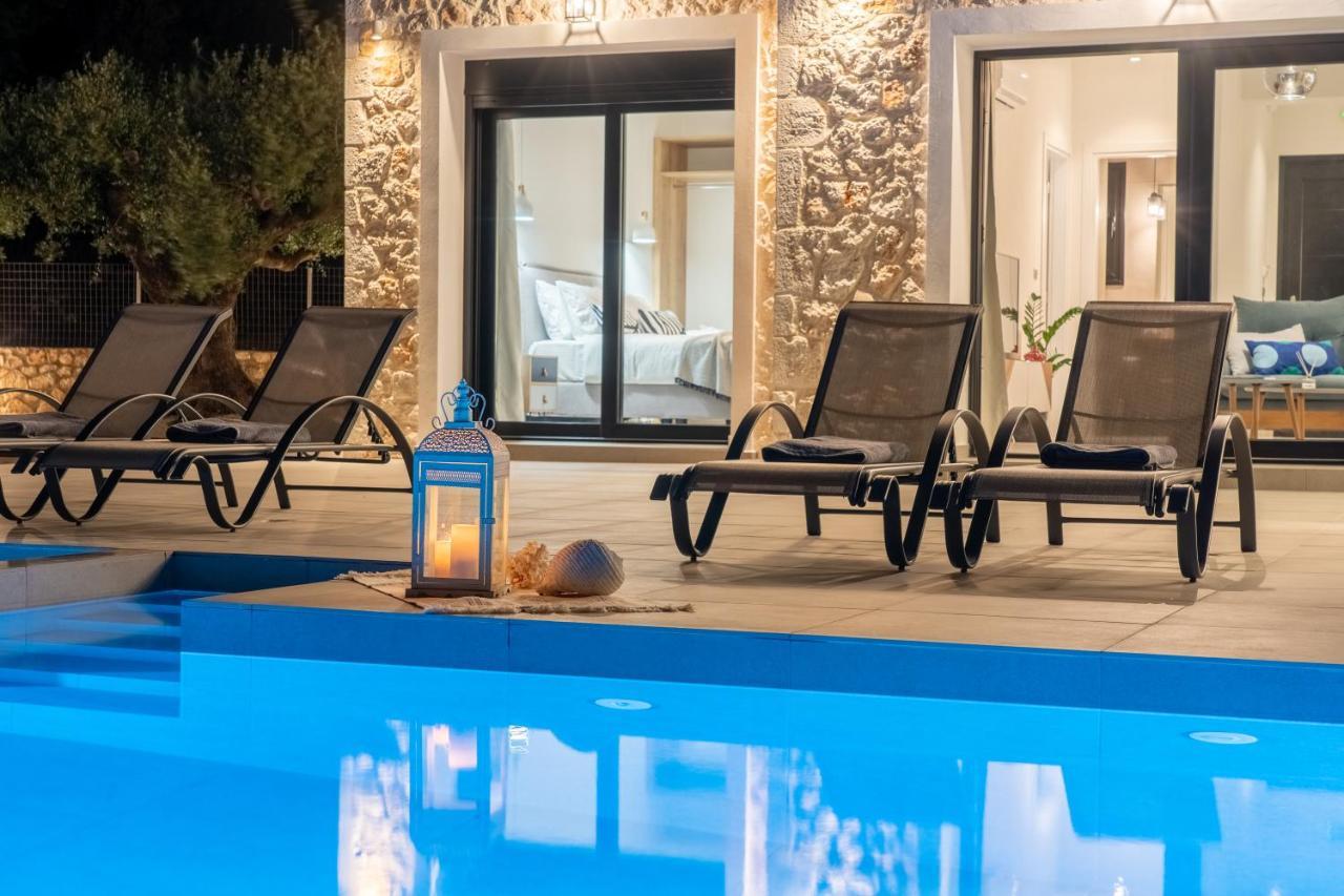 Diosas Luxury Villas Andipáta エクステリア 写真